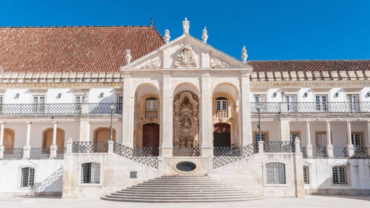 Universidade de Coimbra foi a primeira a participar do programa (Foto: Thinkstock Photos)
