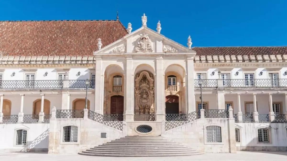 Universidade de Coimbra foi a primeira a participar do programa (Foto: Thinkstock Photos)