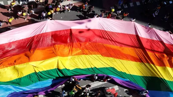 Grupo de Araraquara se prepara para a Parada LGBT de SP