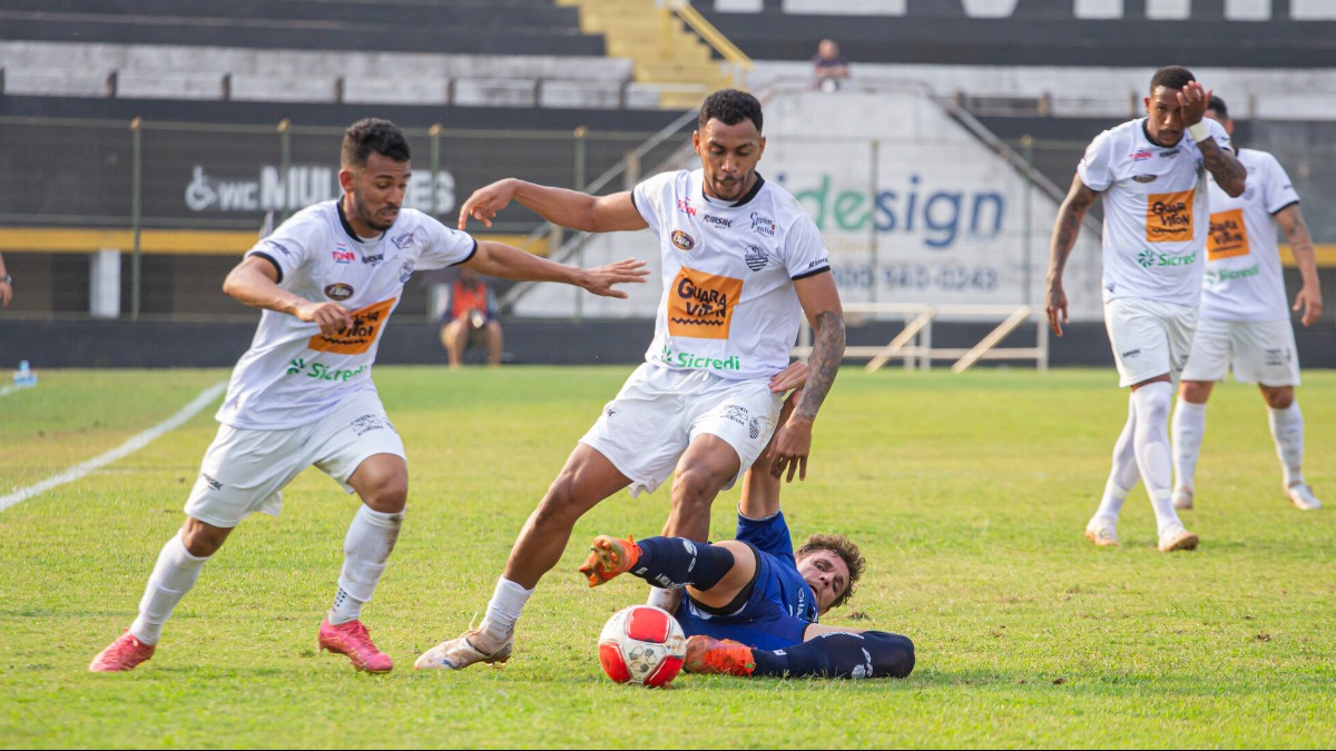 Comercial fica no empate sem gols contra o Monte Azul pelas quartas de final da Copa Paulista