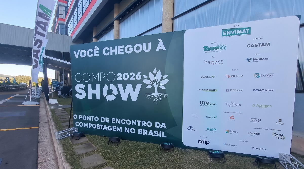 Nessa segunda edição, a feira apresentou ao público revolvedores de composto, biofertilizantes de microbiomas ativos e maquinários pesados