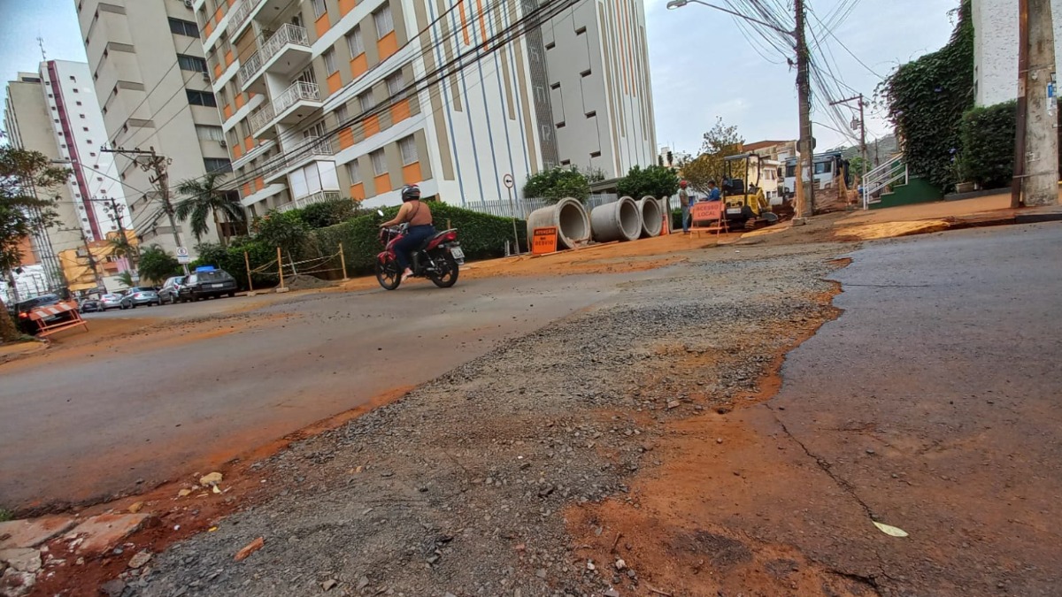 Obras são finalizadas e importante cruzamento do Centro é liberado