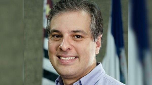 Vereadores que estudam PPP da Iluminação cobram transparência após reunião entre Governo Federal e Prefeitura