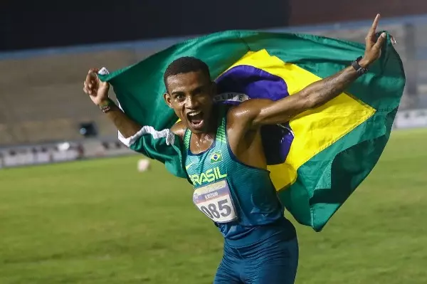 Daniel Nascimento brilha em Seul e quebra recorde histórico da maratona