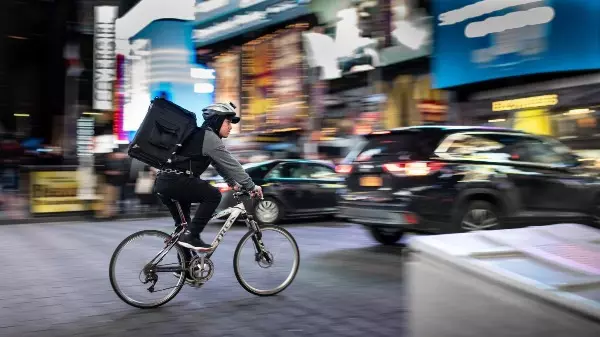 Começar um empreendimento pelo delivery é uma opção