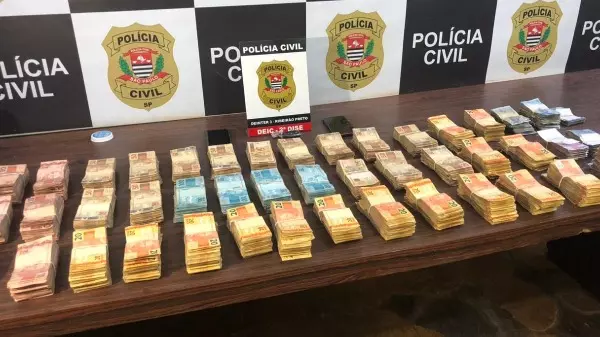 Polícia Civil apreende R$ 300 mil com suspeito de tráfico em Ribeirão