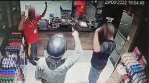 Dois postos são assaltados em menos de meia hora em Araraquara