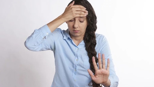 Acordou de ressaca? Saiba o que fazer para amenizar os sintomas