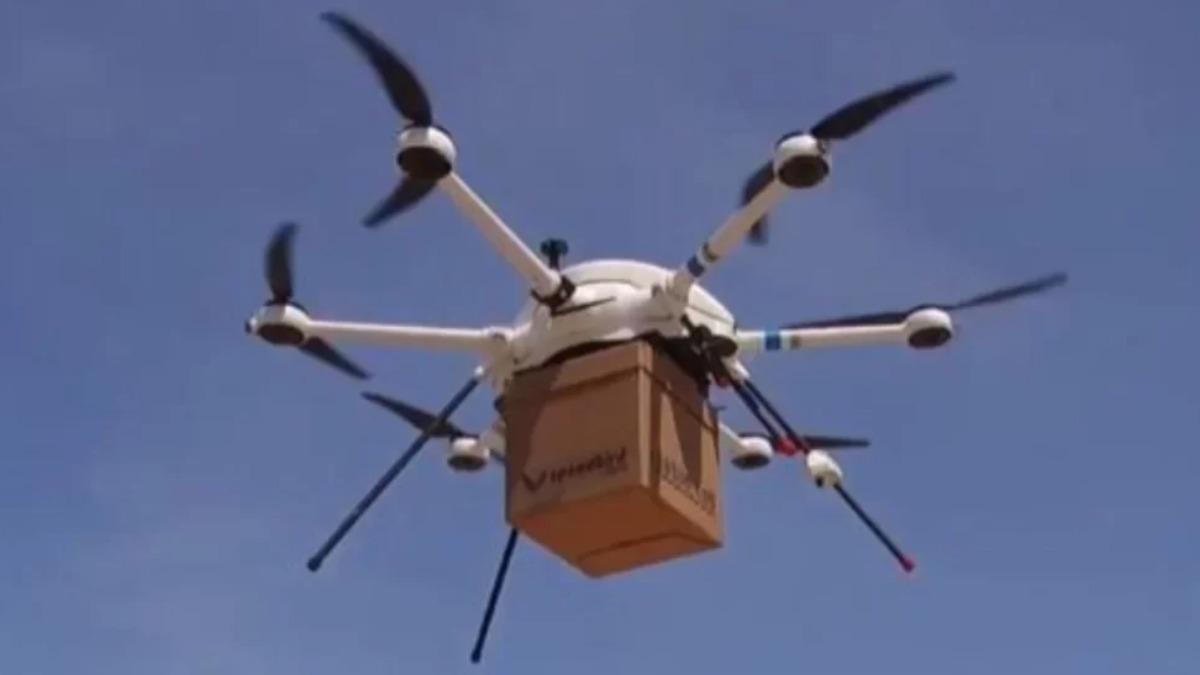 Drone que realiza entregas, fábricado na região de Ribeirão, é autorizado pela ANAC