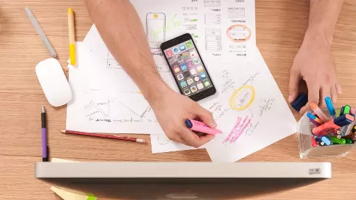 EaD: O uso indispensável dos meios digitais para a educação