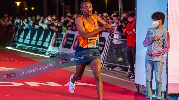 Ratificado: recordes mundiais dos 5 km para Taye e Aregawi