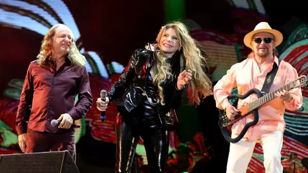 Com covid-19, Elba Ramalho desfalca festival na região de Ribeirão