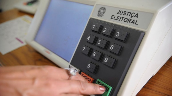 MPT de Ribeirão teve seis denuncias de assédio eleitoral na manhã deste domingo (30)