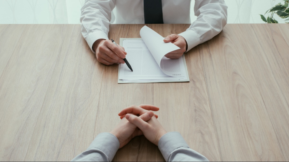 Em busca do primeiro emprego? Saiba como evitar erros na hora da entrevista!