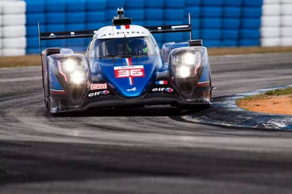 Piloto campineiro é a grande estrela do Mundial de Endurance