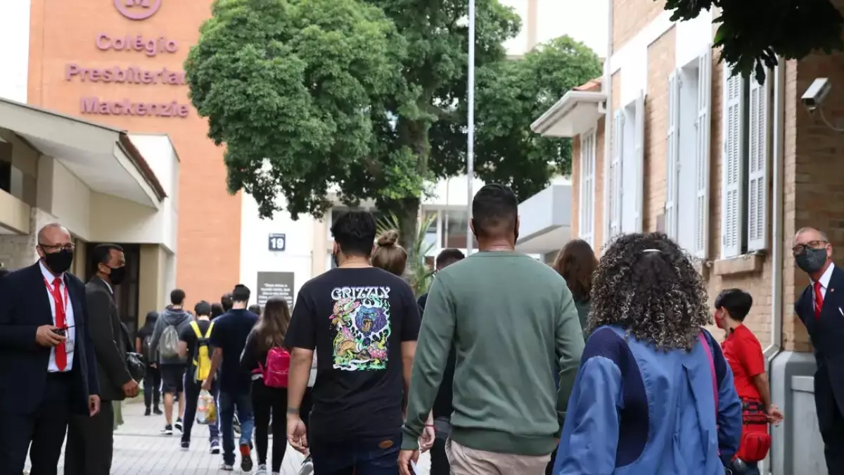 Em 2023, cerca de 65 mil estudantes participaram do concurso de bolsas (Foto: Rosa Rovena/Agência Brasil)