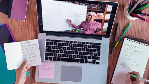 Saiba como se organizar e aproveitar melhor as aulas online