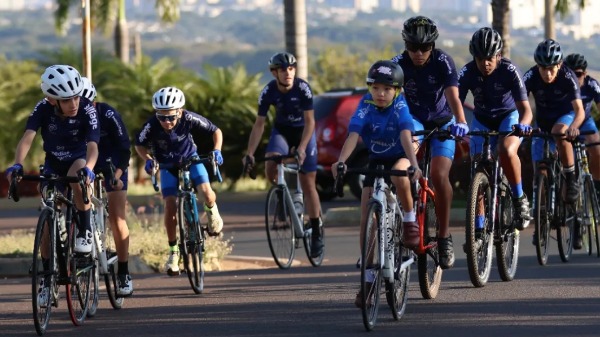 Equipe de base de ciclismo de Ribeirão Preto volta a competir na Copa São Paulo neste domingo (17)