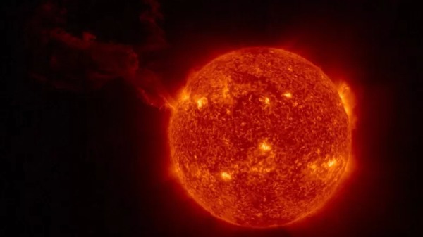 Sonda Solar Orbiter flagra a maior erupção solar já vista
