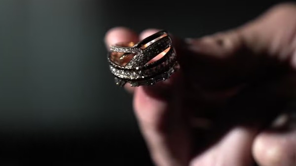 Esquema de roubo de joias envolvia até TV - Foto: Fantástico/Reprodução