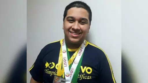 Jovem natural de Ribeirão é medalha de ouro na Olimpíada de Física