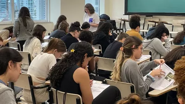 Unesp registra 12,6% de abstenção na segunda fase do Vestibular 2026