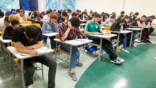 Fuvest divulga orientações para candidatos que farão o simulado presencial no domingo