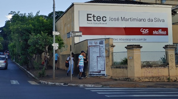 Etec de Ribeirão Preto (Foto: Marcelo Fontes) - Foto: Marcelo Fontes