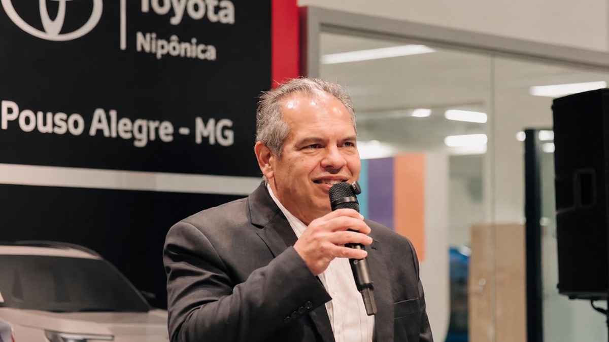 Evandro Garms, diretor do Grupo Germânica, em discurso durante a inauguração da nova Toyota Nipônica, em Pouso Alegre (MG)