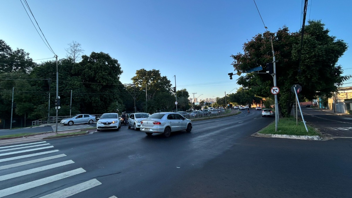 Cruzamento na Via Norte registra furto de fiação semafórica na manhã desta quarta-feira (21)