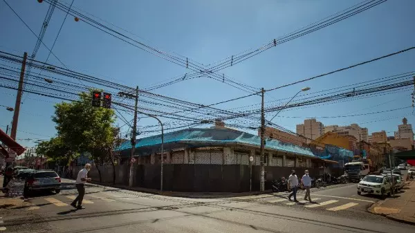 Prefeitura de Ribeirão anuncia faxina em fiação da Presidente Vargas
