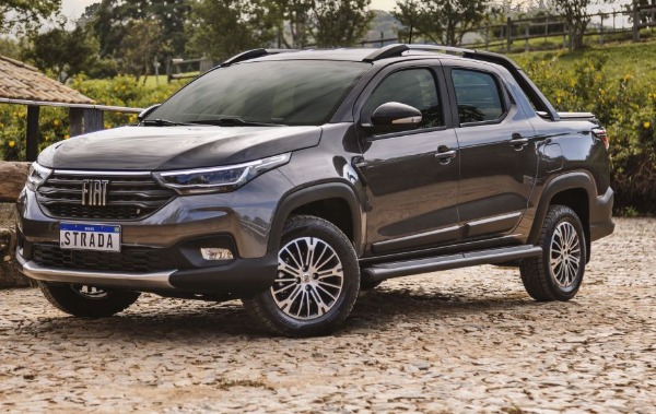 Fiat Strada ganha câmbio CVT que simula sete velocidades - Foto: Divulgação