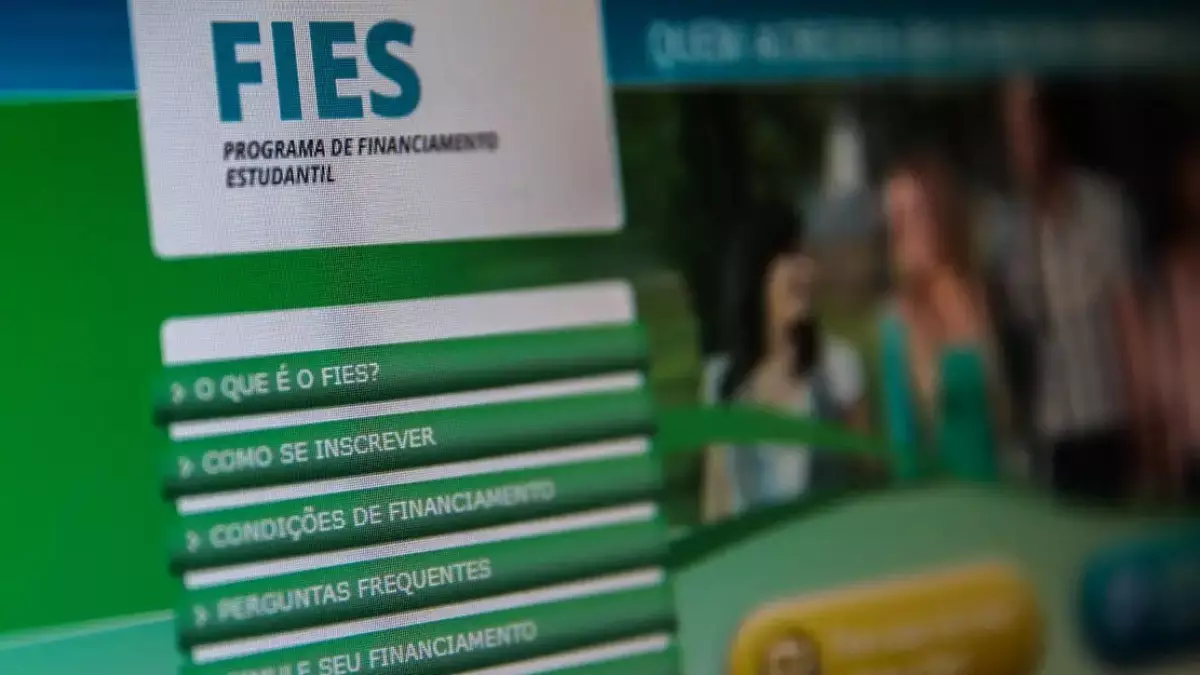 É permitido conciliar os dois benefícios, desde que a sua faculdade esteja inscrita nos programas (Foto: Reprodução)