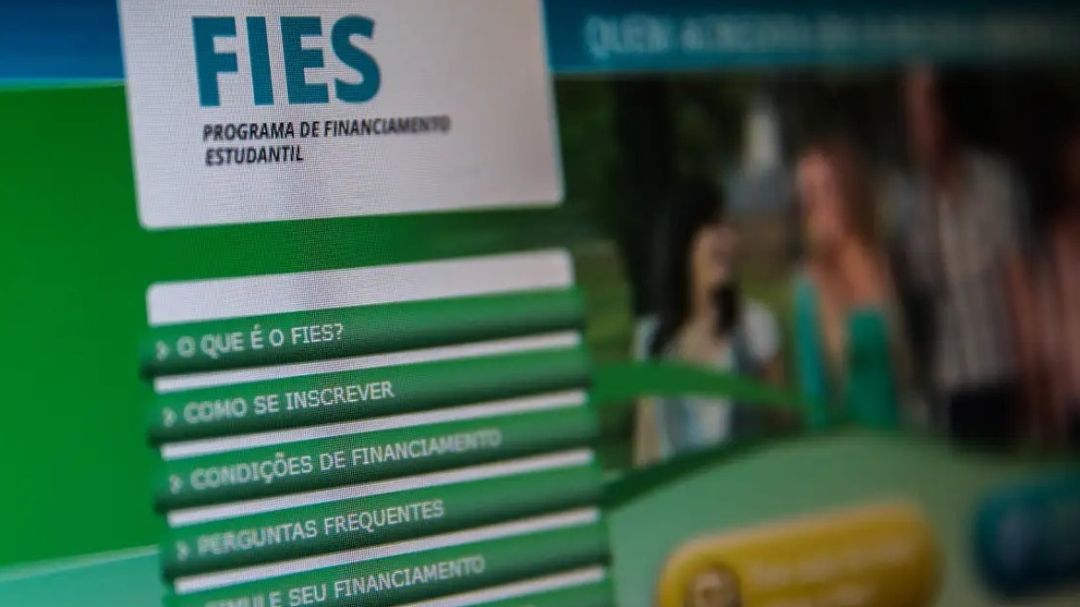Candidatos que aparecem na lista devem complementar inscrição no Fies Seleção (Foto: Agência Brasil)