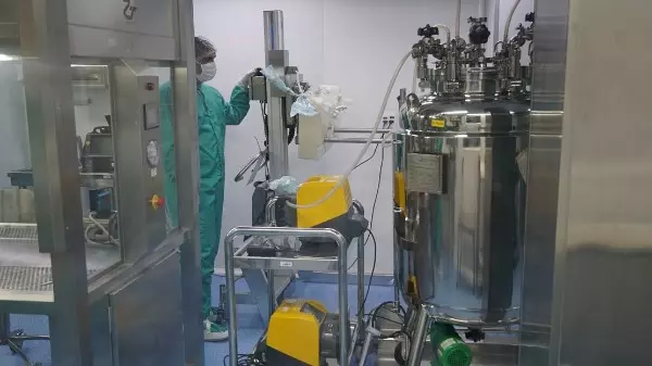 Fiocruz vai produzir primeiro antiviral oral contra covid-19 no Brasil
