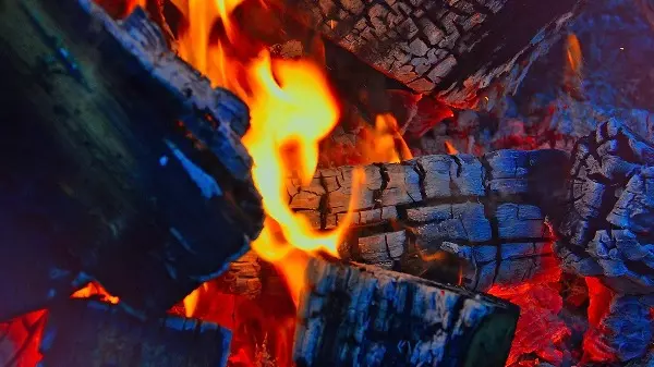 Ministério da Saúde alerta para acidentes com fogo em festas juninas