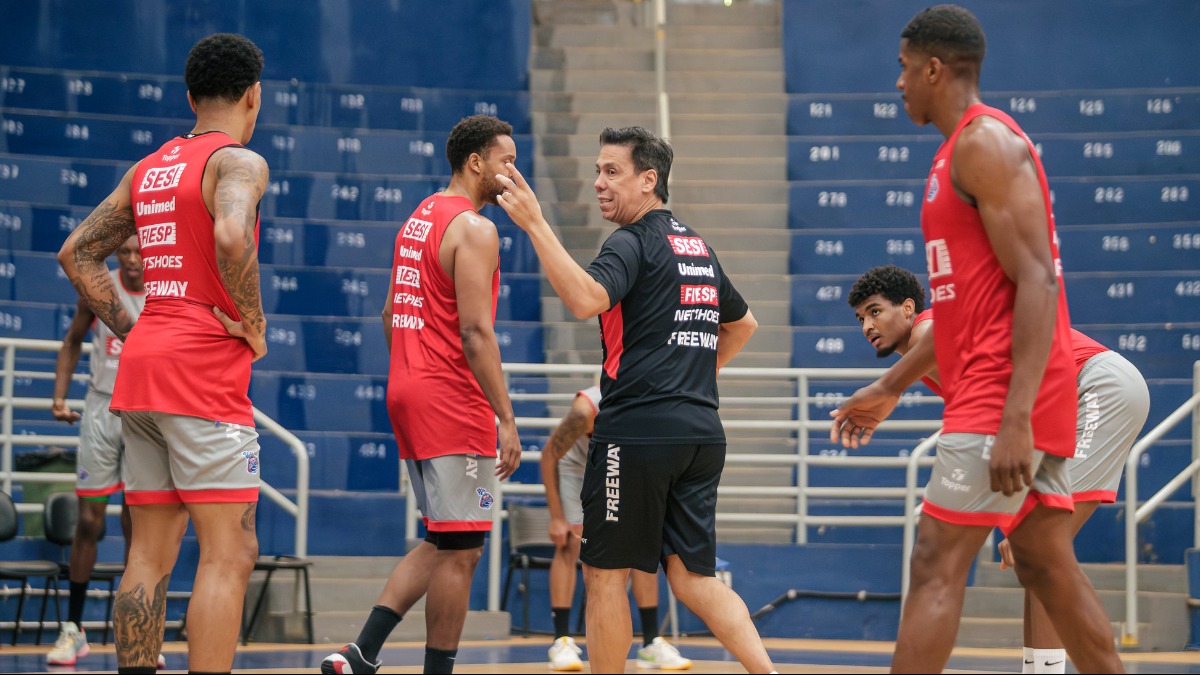 Franca Basquete encara o Paulistano neste sábado (28) pelas semis do estadual