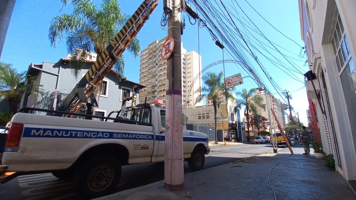 Ribeirão Preto tem trânsito complicado na região central devido a semáforos desligados