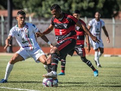 Guia: "A vida em quatro linhas: o Atlético-CE na Série D"