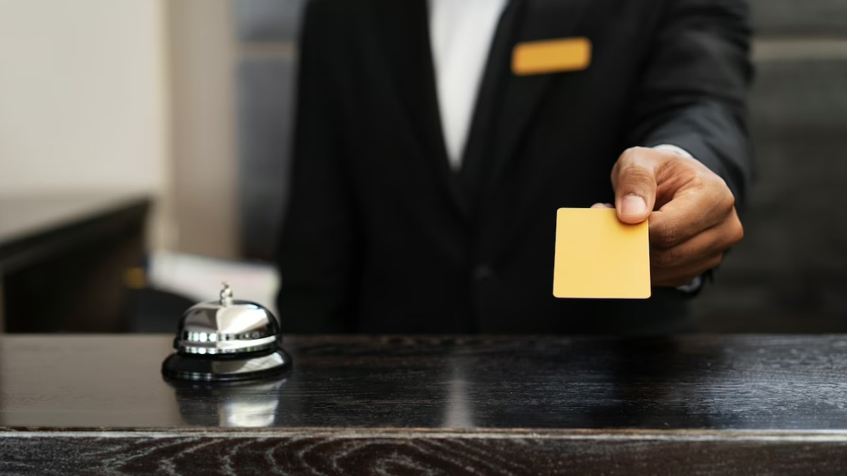 Entenda o que muda com as novas regras para check-in e check-out em hotéis Entenda o que muda com as novas regras para check-in e check-out em hotéis