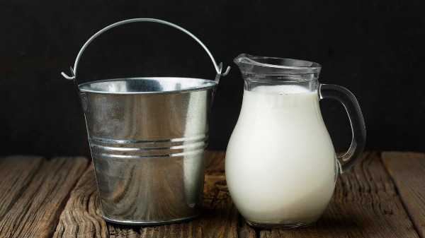 Saiba os riscos da alergia à proteína do leite de vaca (PLV) às crianças