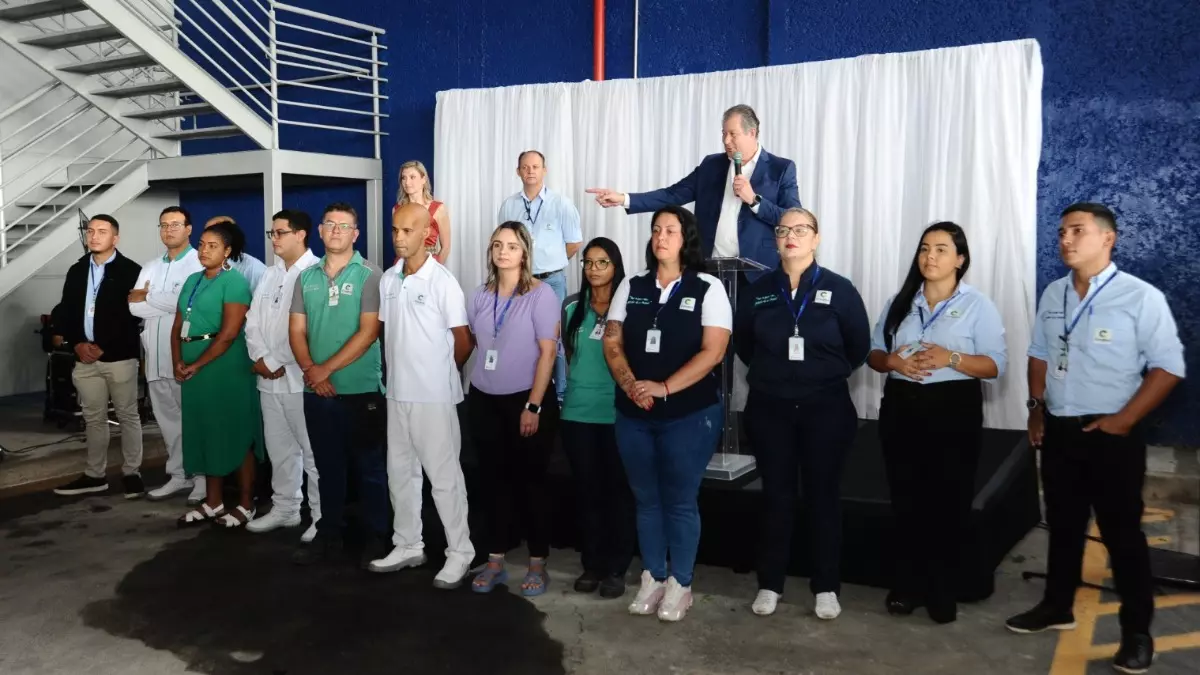 A nova loja conta com aproximadamente 270 colaboradores diretos.