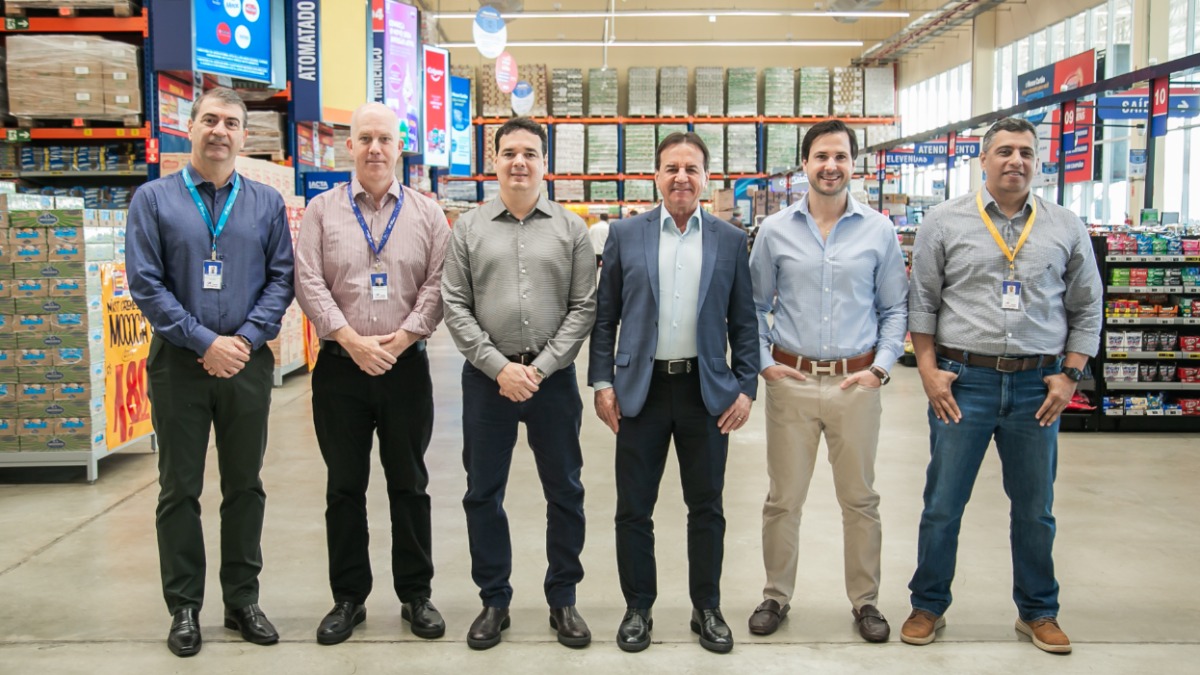 Diretoria do Grupo Savegnago presente na inauguração do primeiro Paulistão Atacadista de Campinas - Crédito: Divulgação