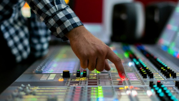 RÁDIO