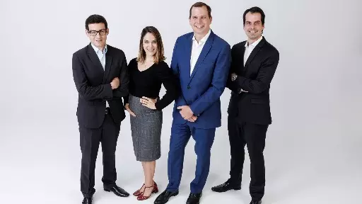 Muito além da medicina