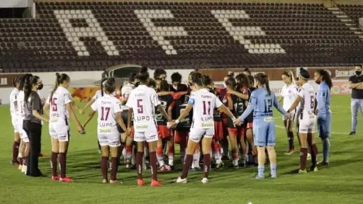 Ferroviária no feminino a todo vapor e o masculino recuperar