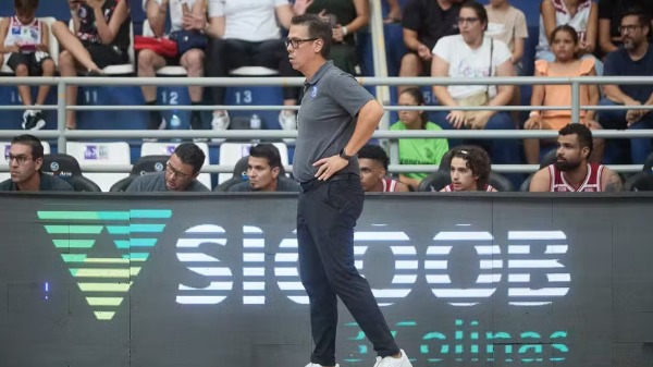 Em duelo importante, Franca Basquete enfrenta o São Paulo nesta terça-feira (21)