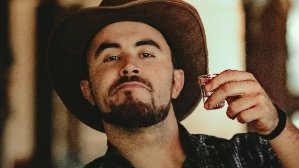 Comediante Marcus Cirillo se apresenta em Campinas neste sábado