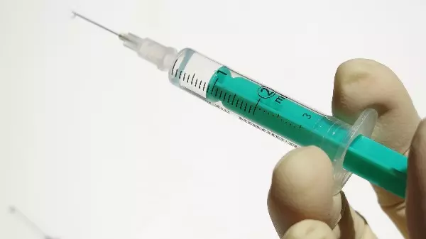 Tem medo de injeção? Vereador de Ribeirão Preto propõe solução