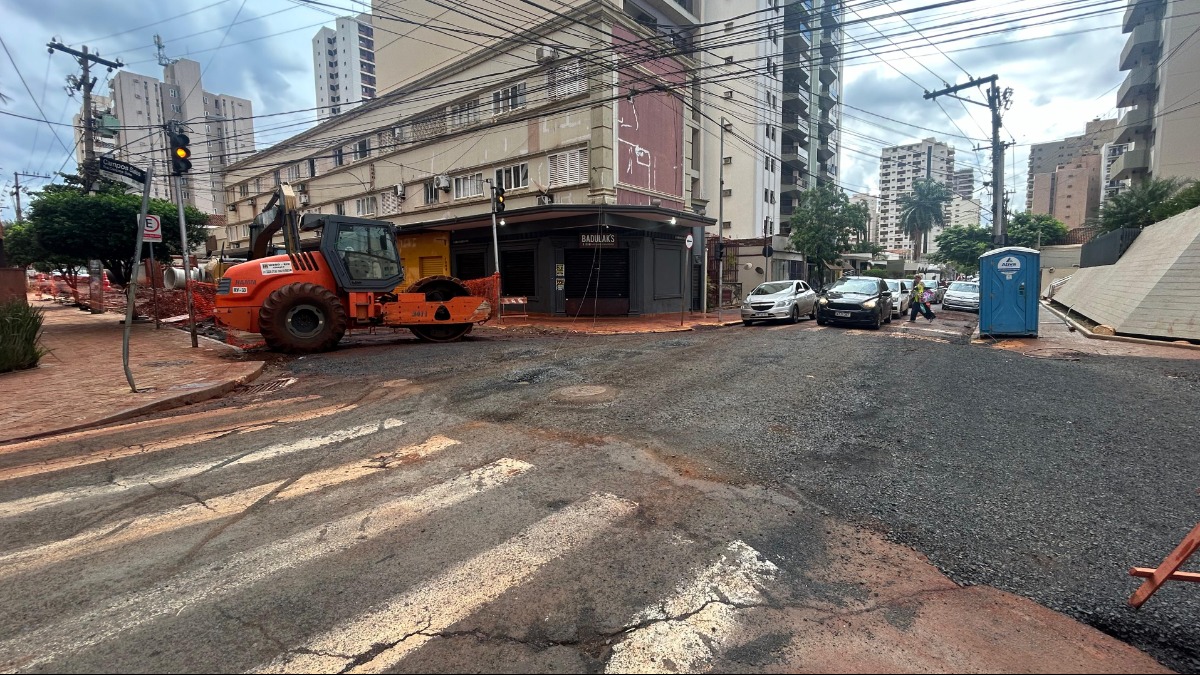 Centro de Ribeirão Preto tem pontos de interdição total